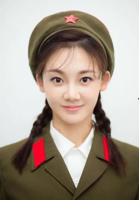 《苗苗》在线观看,青春成长的温暖见证 第2张 《苗苗》在线观看,青春成长的温暖见证 第2张